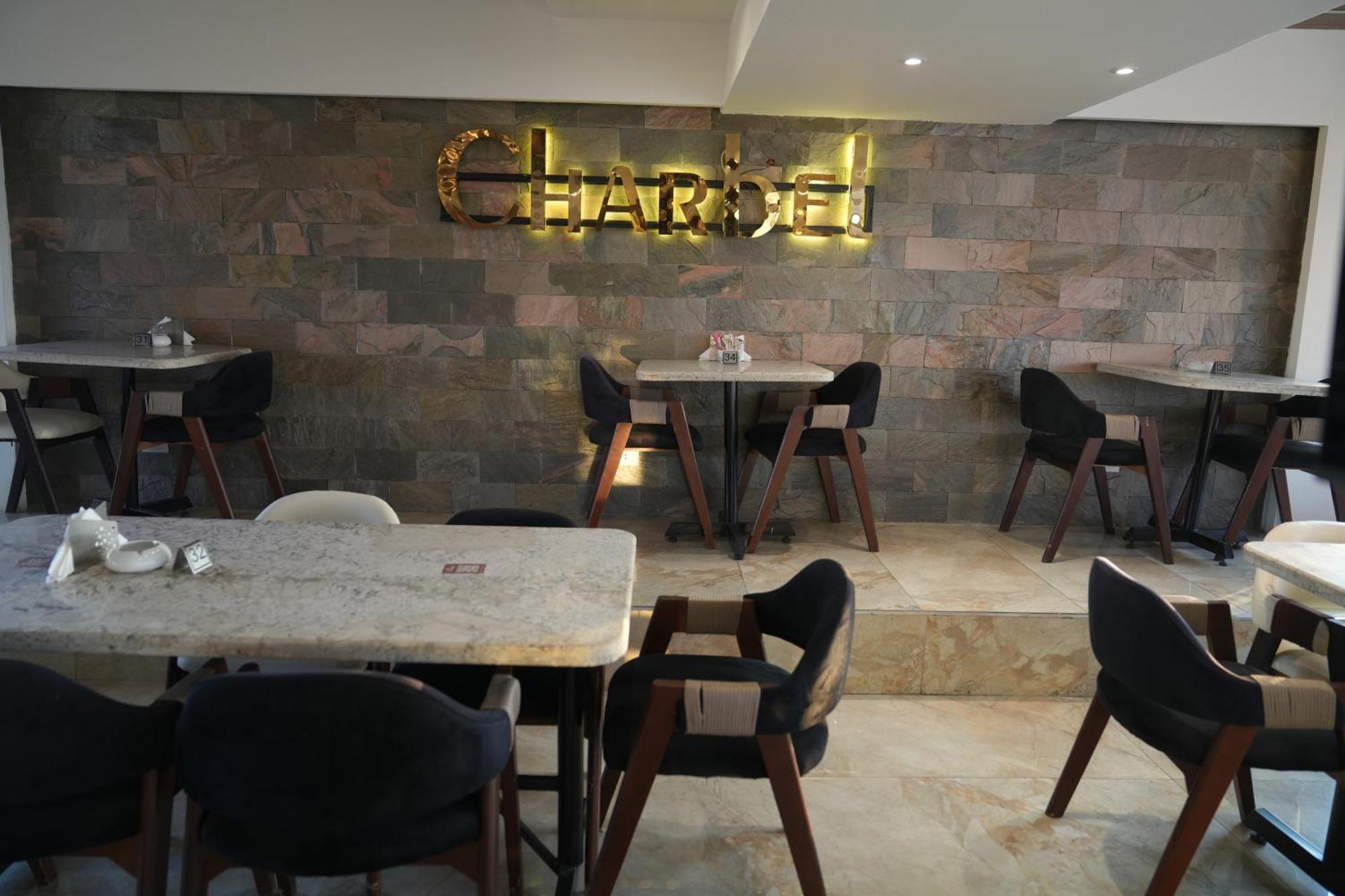 Hotel Mar Charbel